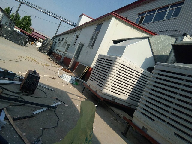 高效冷風機，濕簾風機，負壓風機降溫哪種好